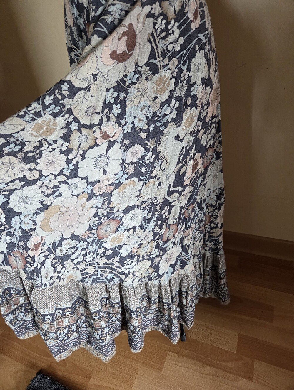 Spell Amethyst Nightfall Castaway Floral High-Low Maxi Skirt Boho Festival Small - Picture 8 of 12